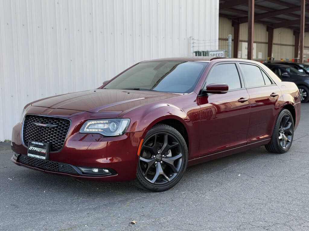 2023 CHRYSLER 300