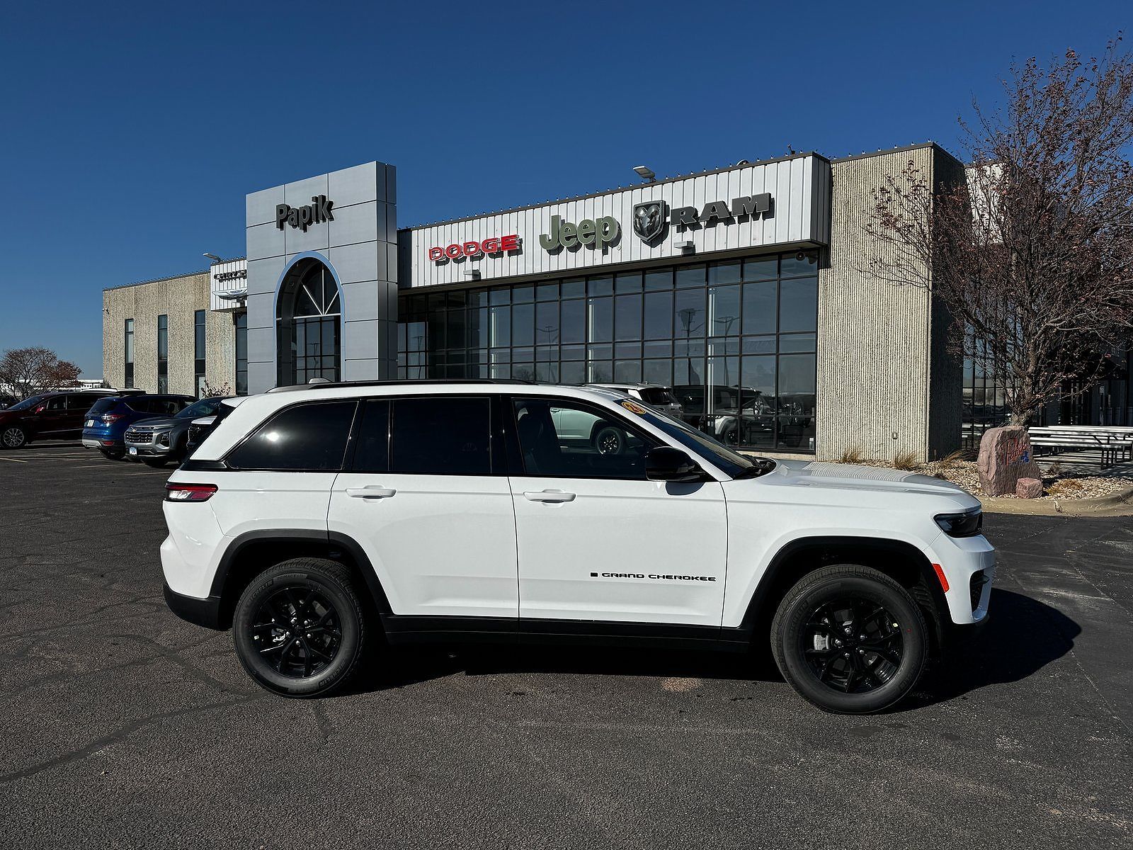 2025 JEEP Grand Cherokee
