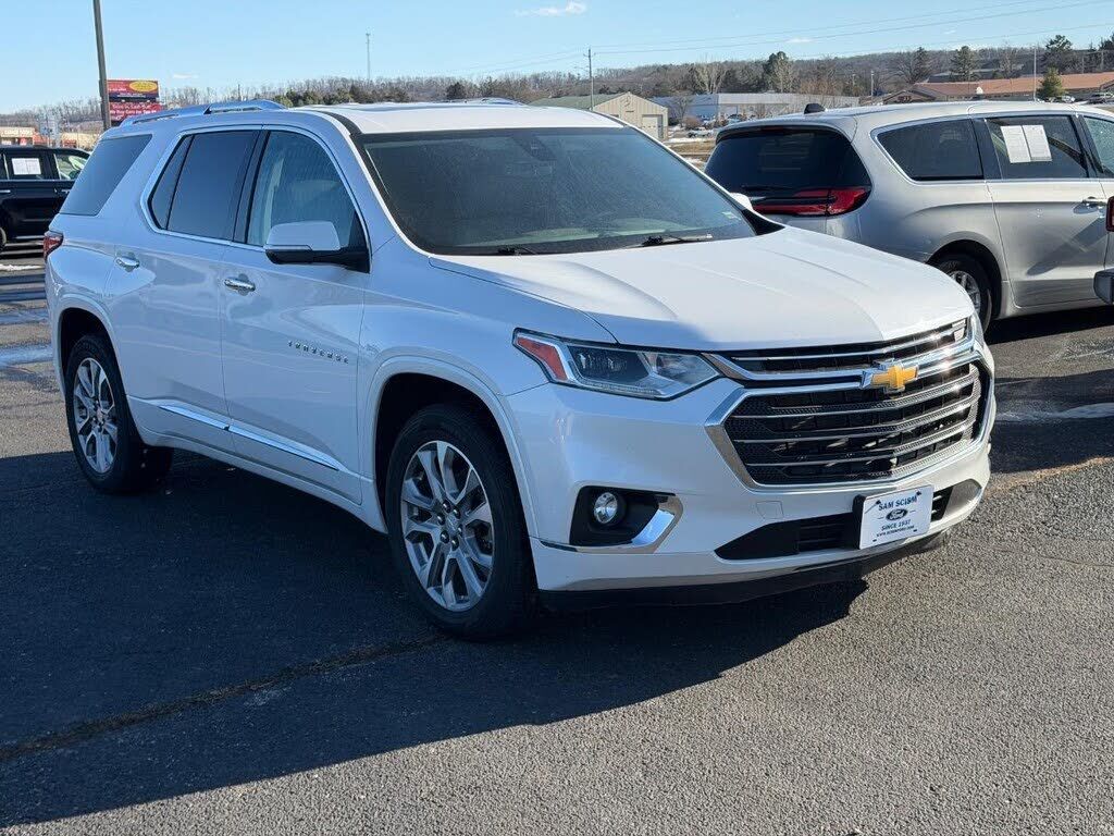 2021 CHEVROLET Traverse