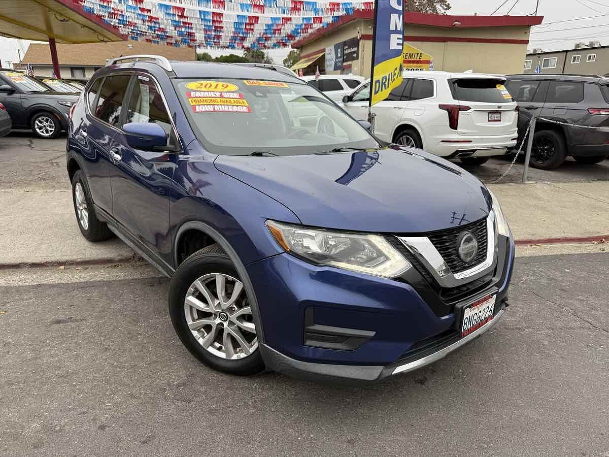 2019 NISSAN Rogue