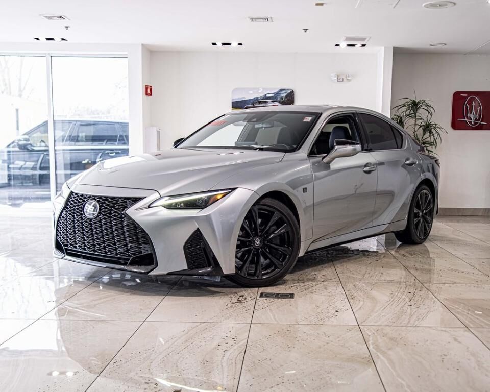2024 LEXUS IS