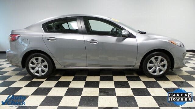 2013 MAZDA Mazda3