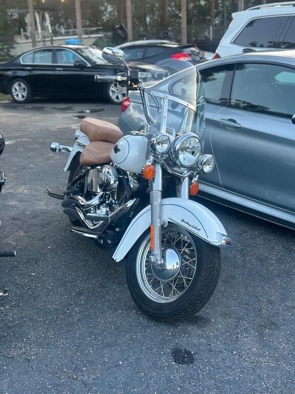2012 HARLEY DAVIDSON Heritage Softail Classic 103