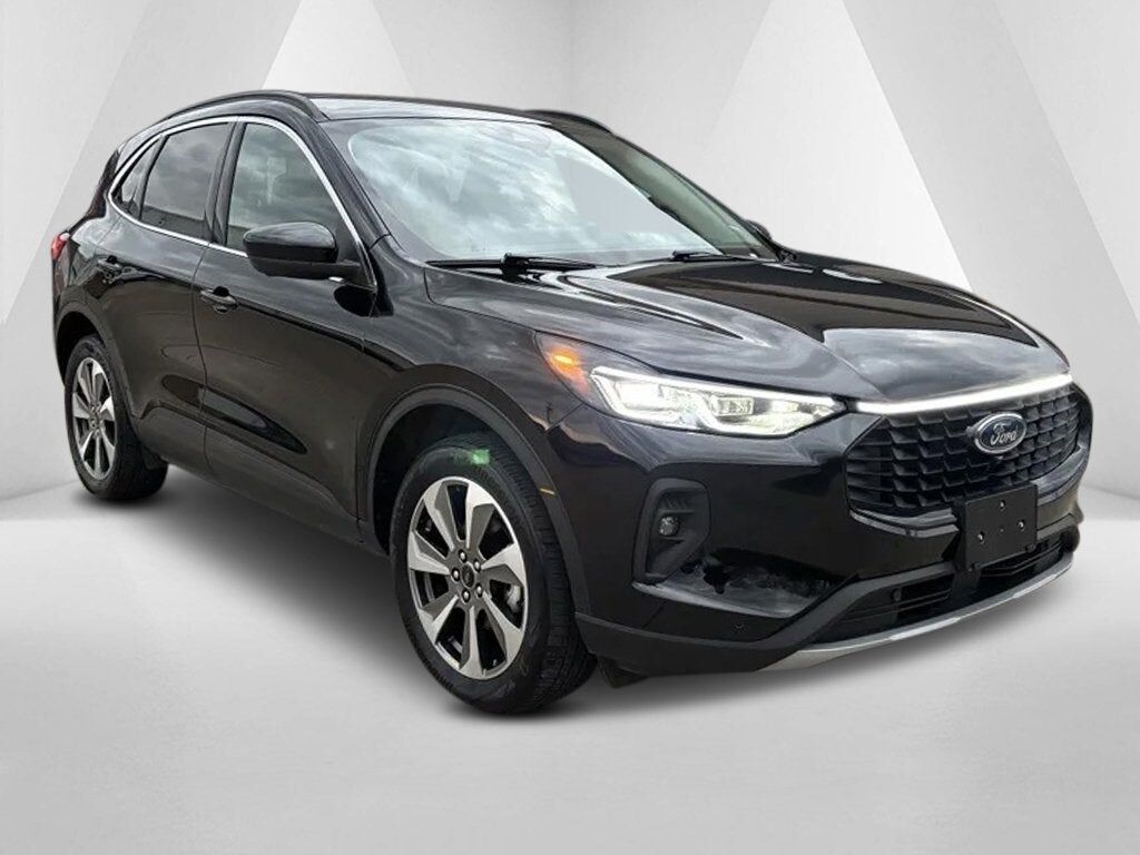 2024 FORD Escape