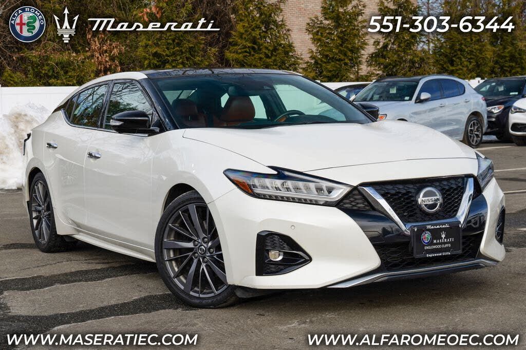 2019 NISSAN Maxima