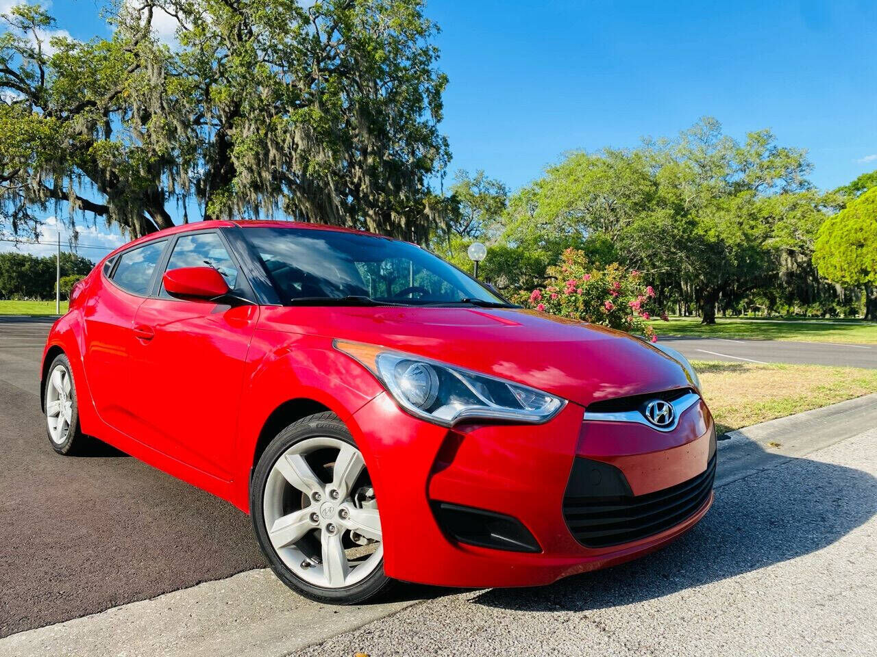 2013 HYUNDAI Veloster
