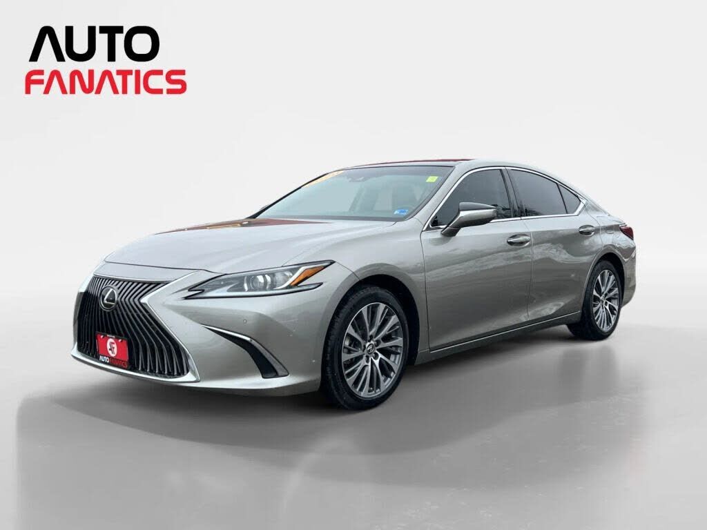 2020 LEXUS ES