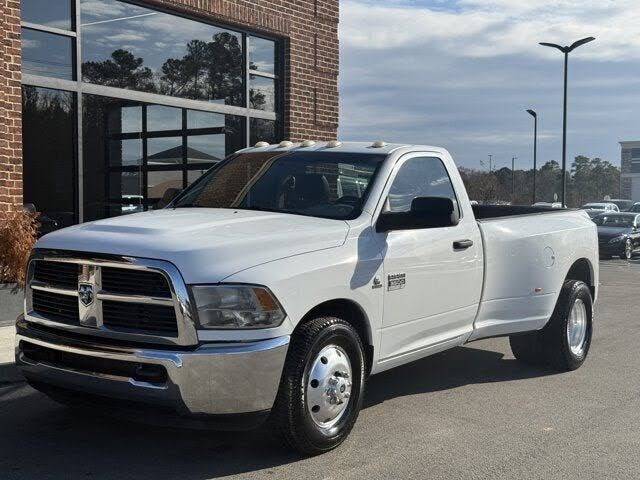 2011 DODGE Ram