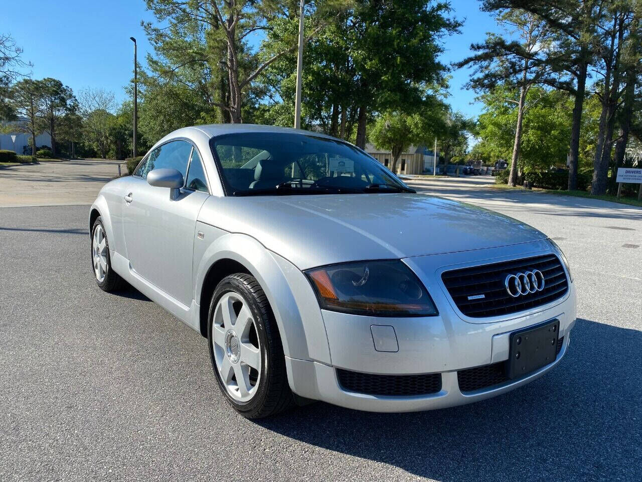 2000 AUDI TT