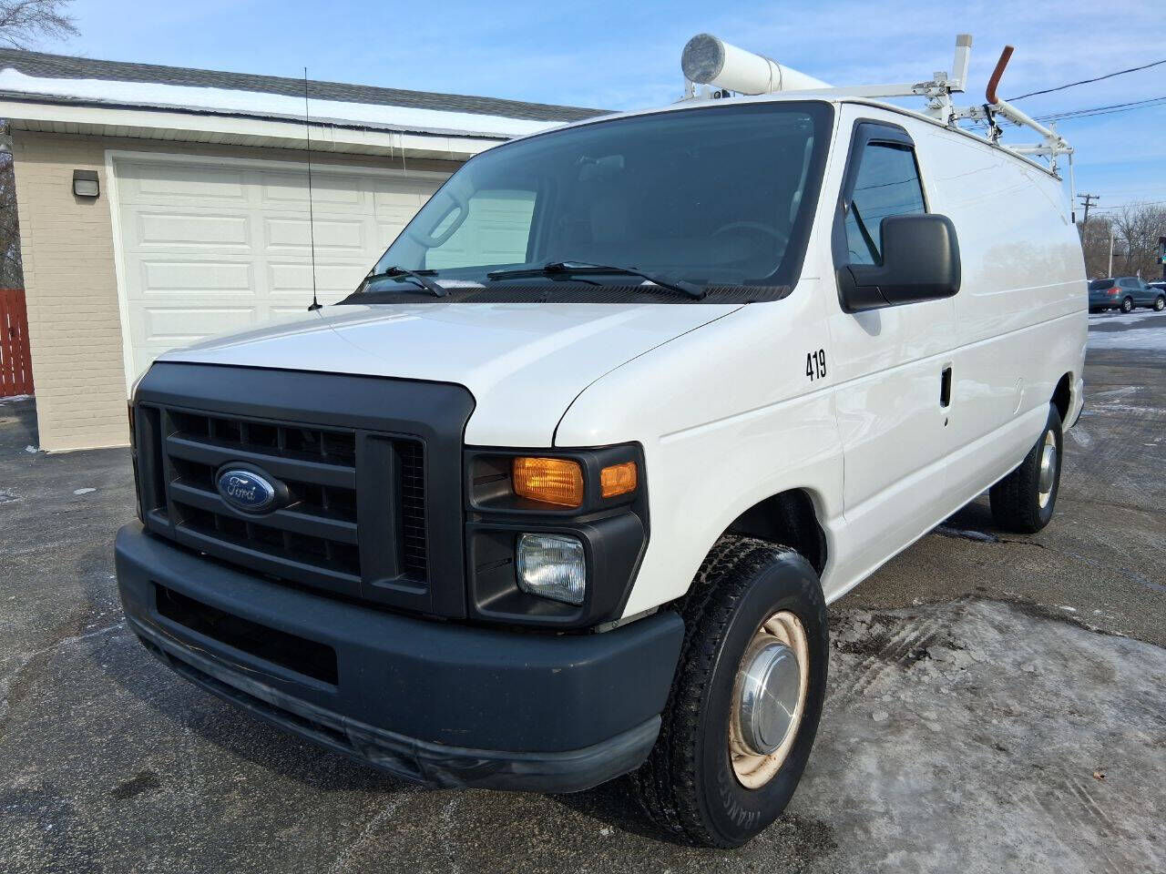 2011 FORD E-250