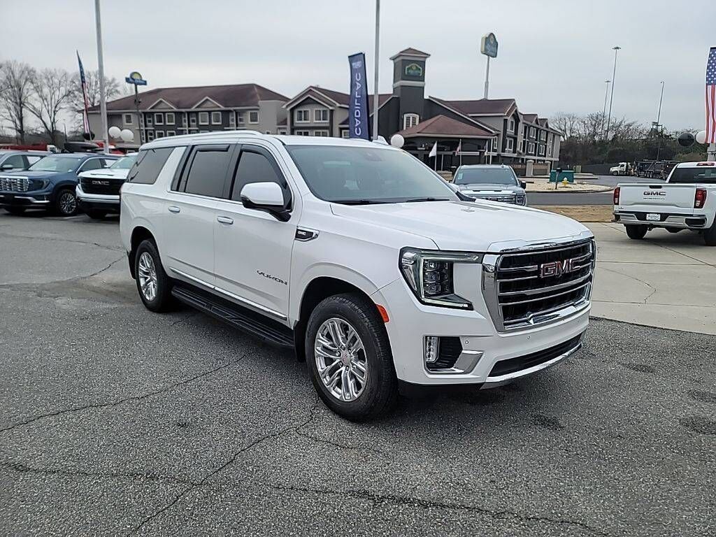 2023 GMC Yukon XL