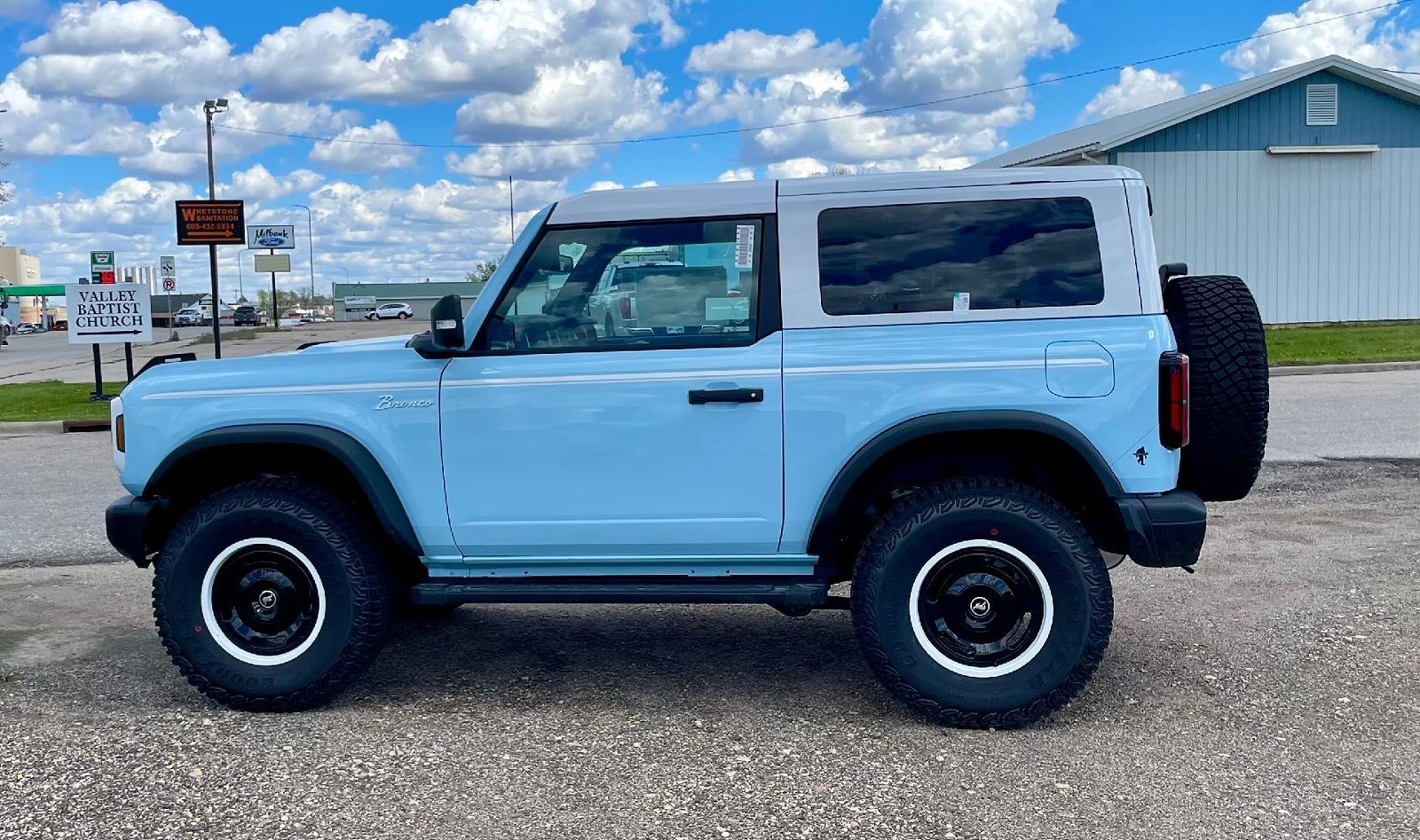 2024 FORD Bronco