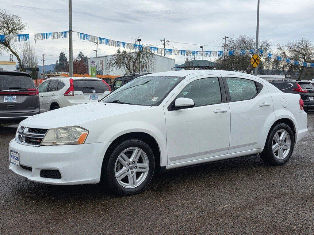 2012 DODGE Avenger