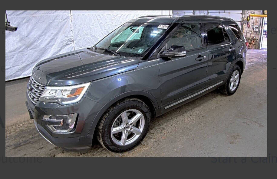 2016 FORD Explorer