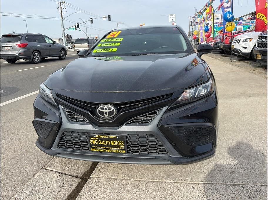2021 TOYOTA Camry
