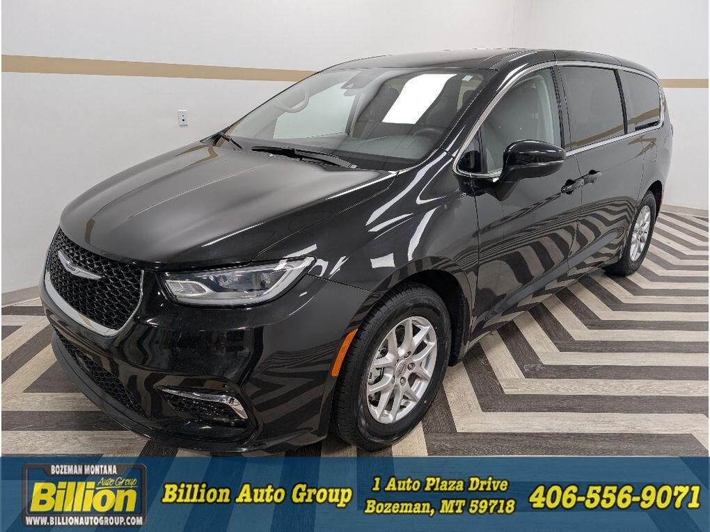 2023 CHRYSLER Pacifica