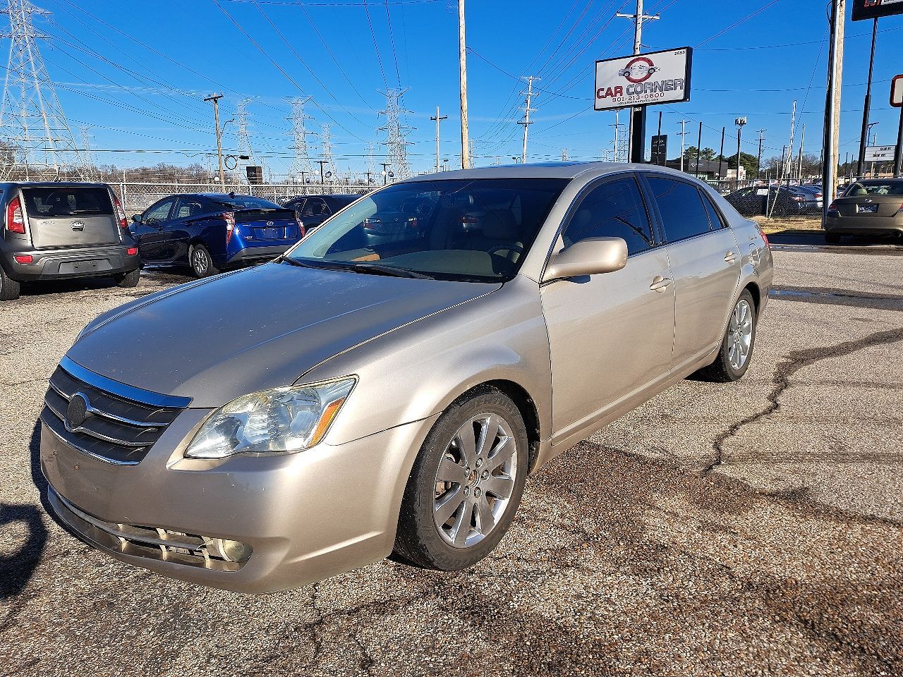 2005 TOYOTA Avalon