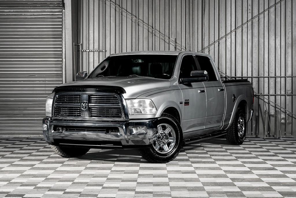 2011 DODGE Ram