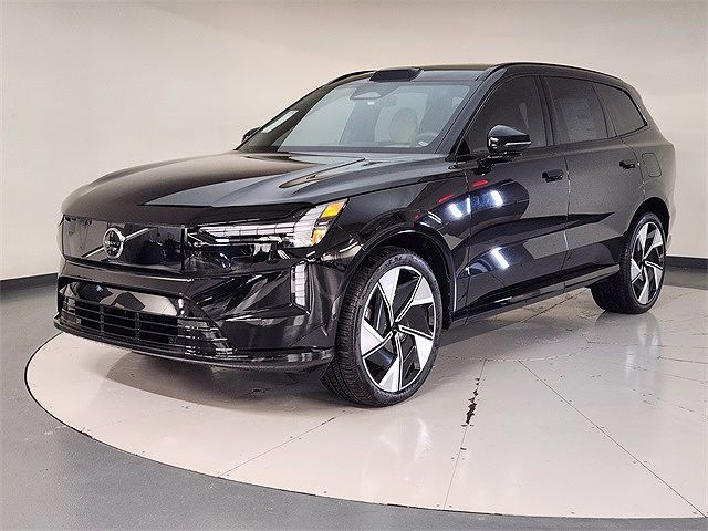 2025 VOLVO EX90