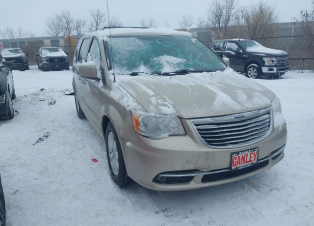 2016 CHRYSLER Town and Country
