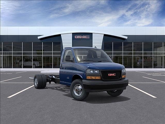 2025 GMC Savana