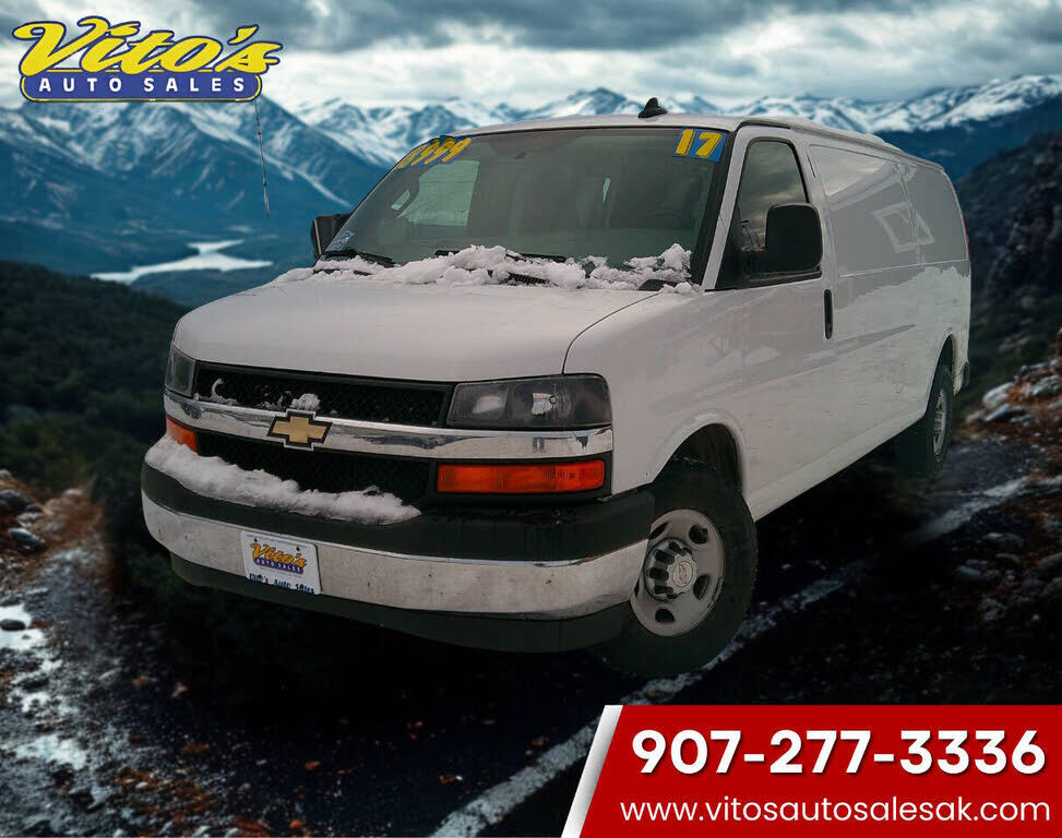 2017 CHEVROLET Express