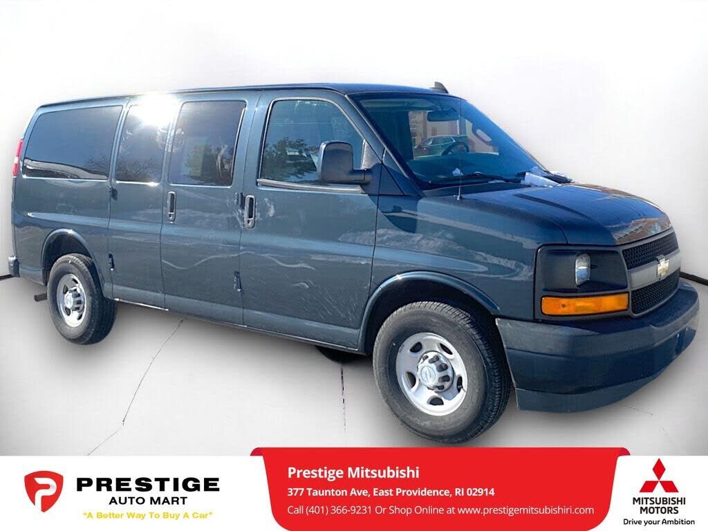2017 CHEVROLET Express