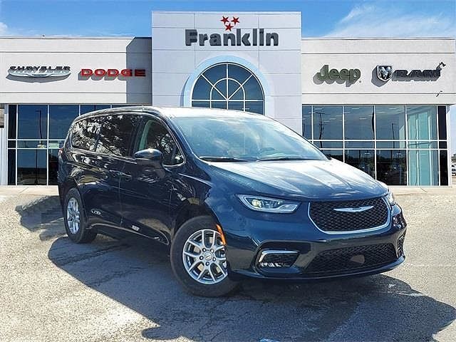 2023 CHRYSLER Pacifica