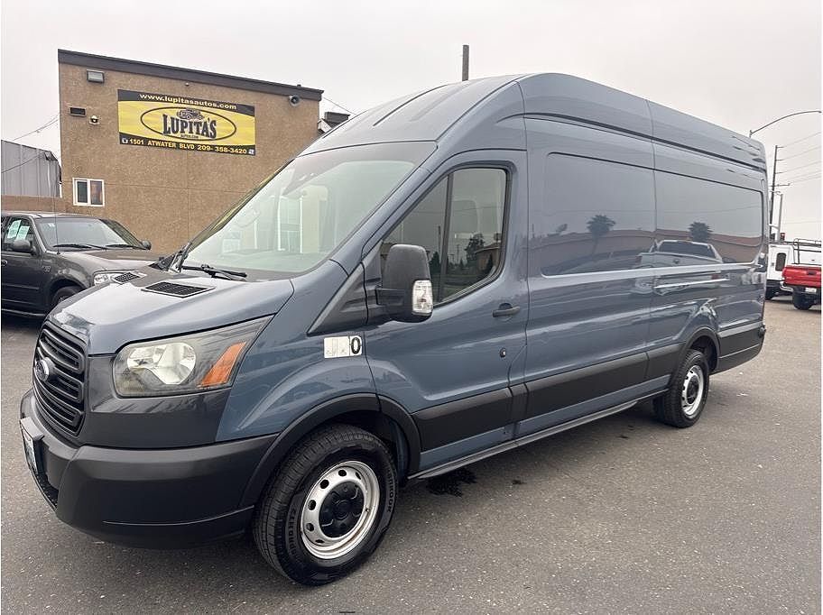2019 FORD Transit