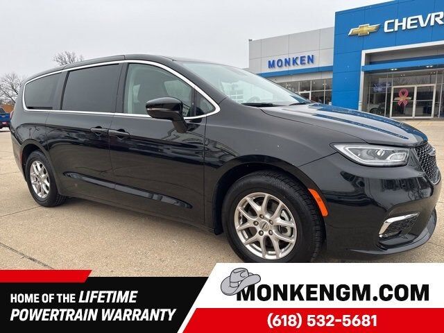 2024 CHRYSLER Pacifica