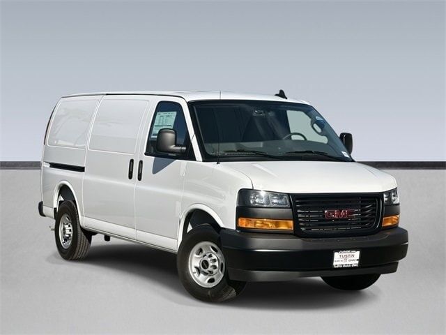2026 GMC Savana