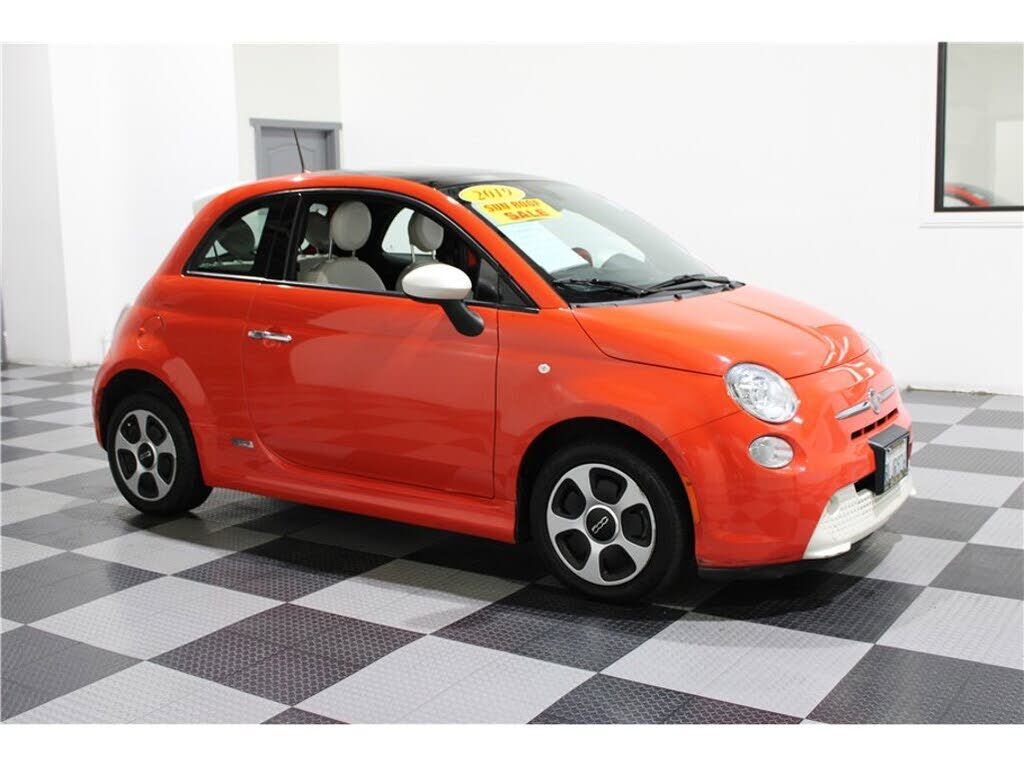 2019 FIAT 500