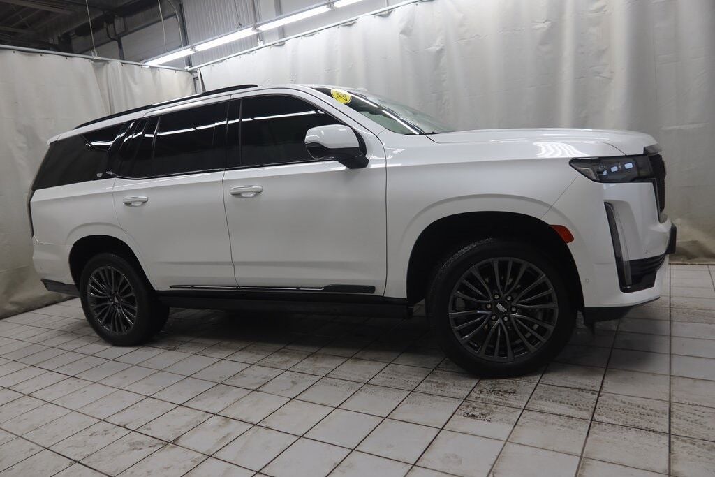 2021 CADILLAC Escalade