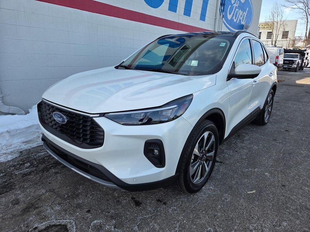 2025 FORD Escape
