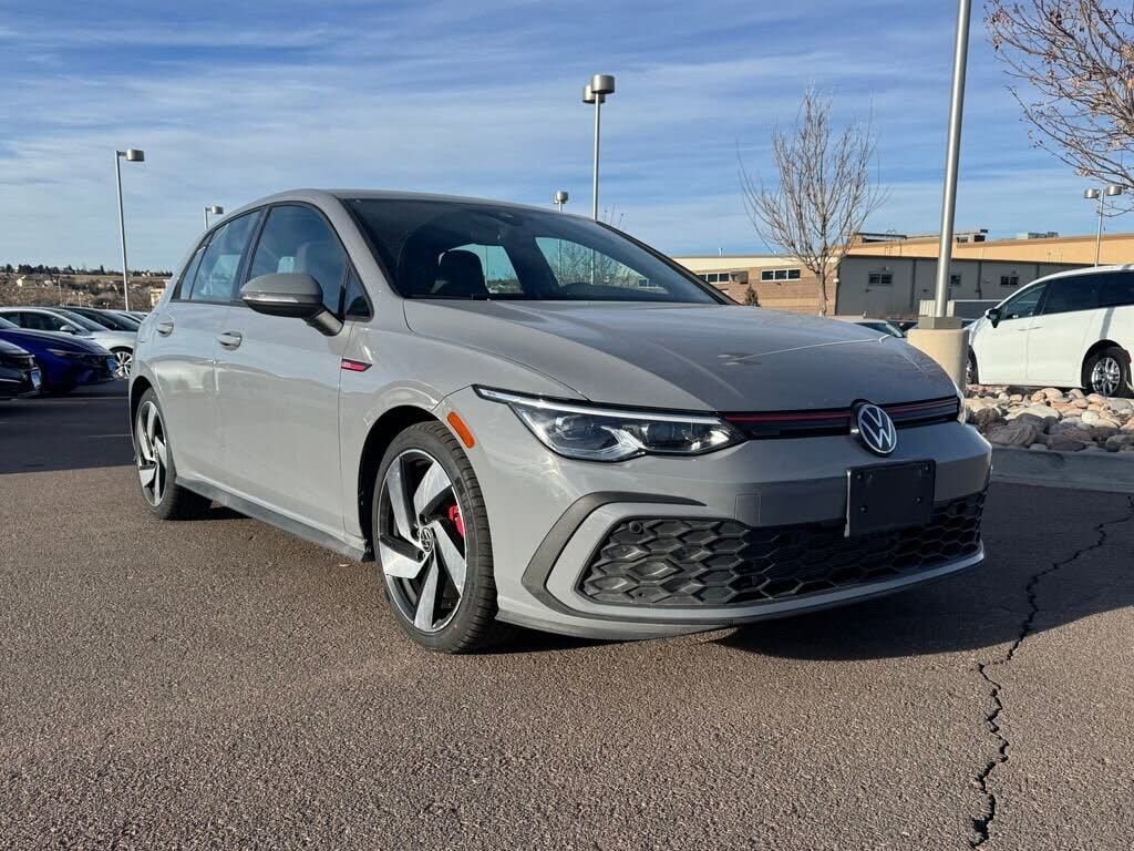 2024 VOLKSWAGEN Golf GTI