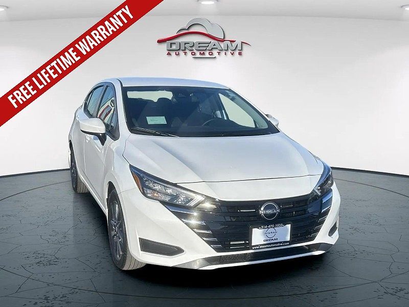 2025 NISSAN Versa