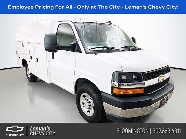 2025 CHEVROLET Express