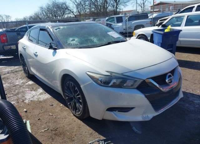 2016 NISSAN Maxima