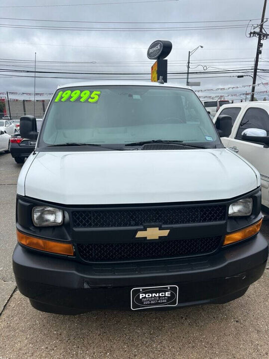 2017 CHEVROLET Express