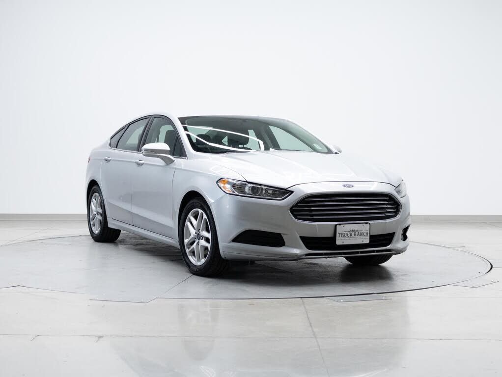 2016 FORD Fusion
