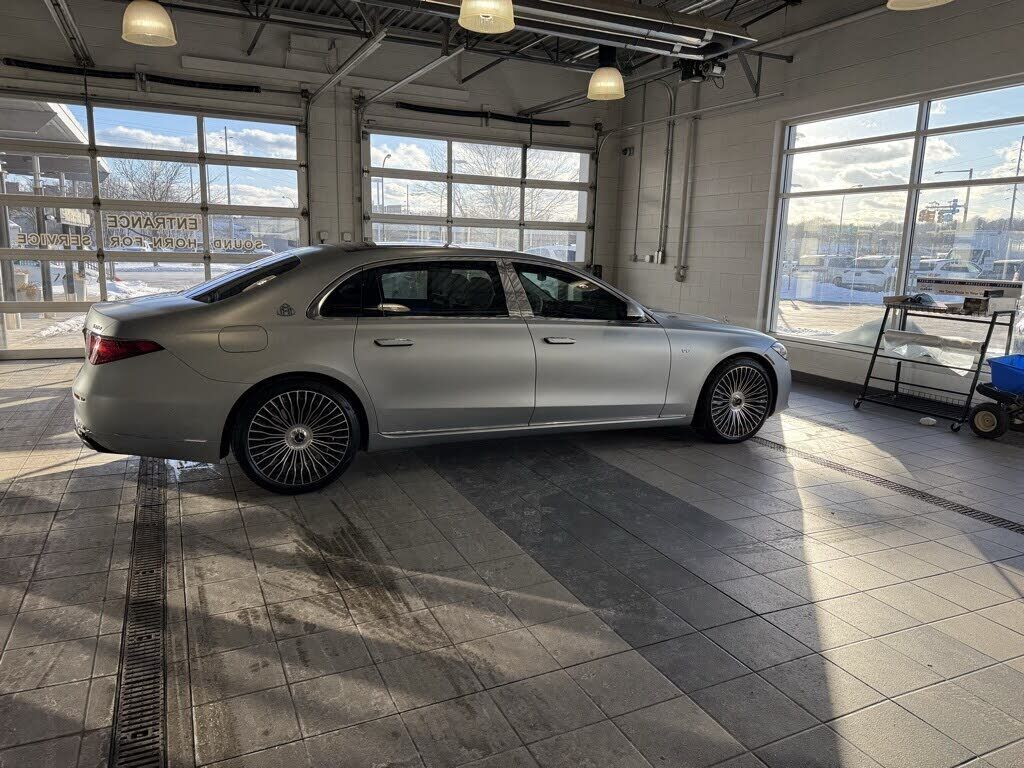 2024 MERCEDES-BENZ S-Class