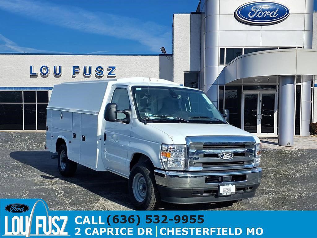 2026 FORD E-350