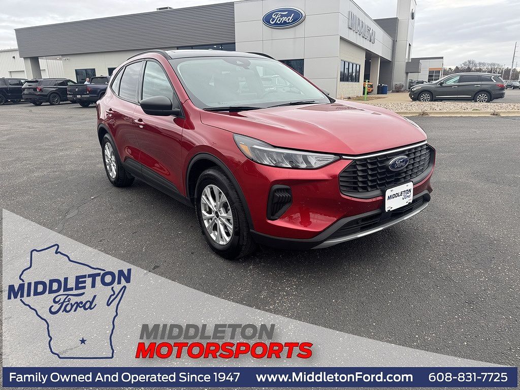2025 FORD Escape
