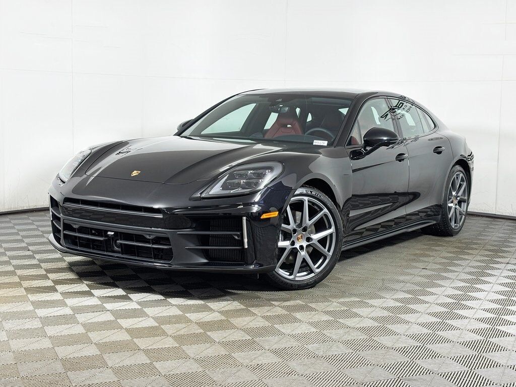 2026 PORSCHE Panamera