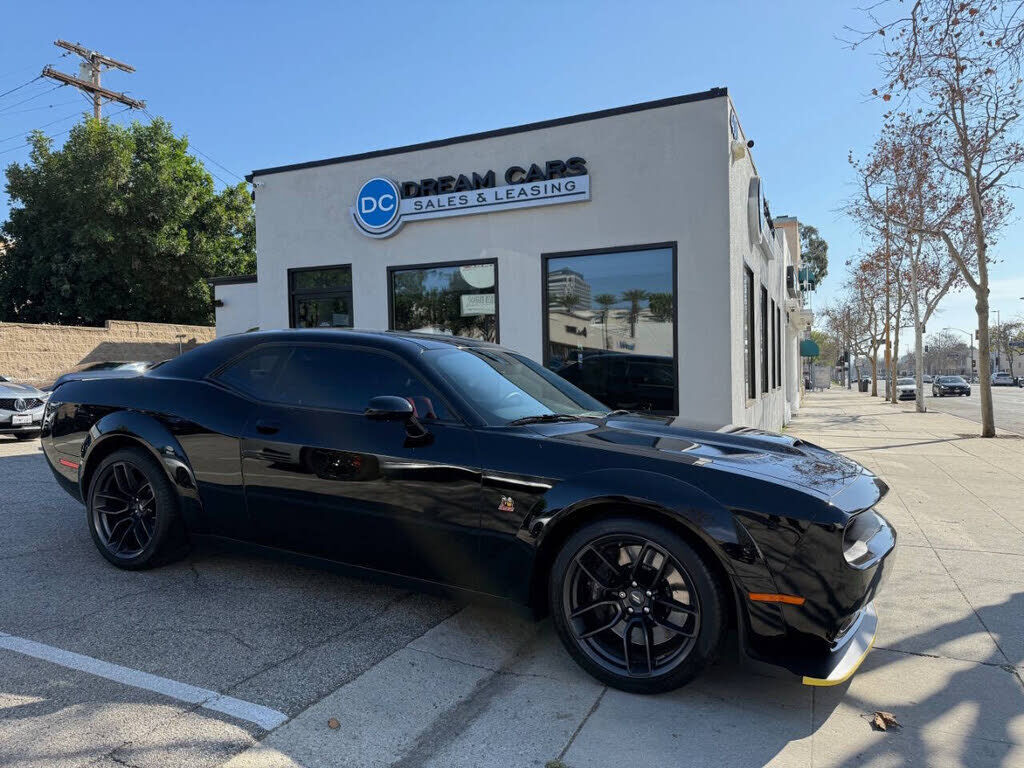 2021 DODGE Challenger