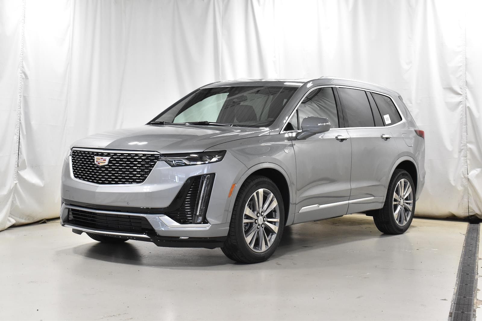 2025 CADILLAC XT6