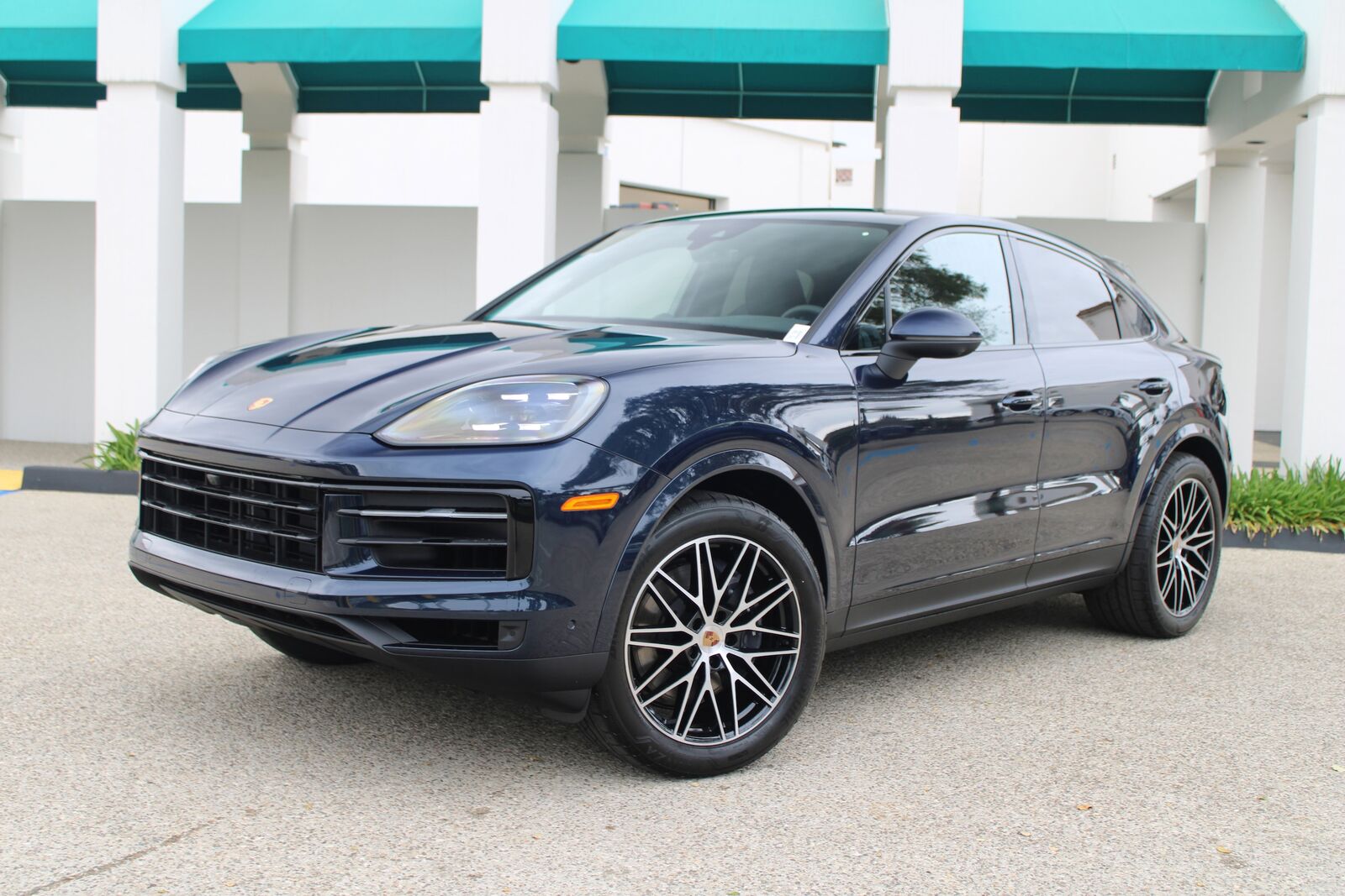 2026 PORSCHE Cayenne