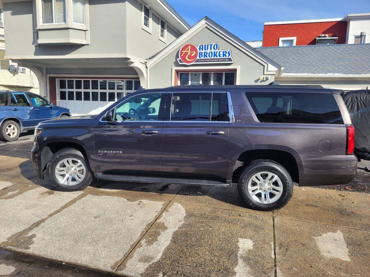 2018 CHEVROLET Suburban