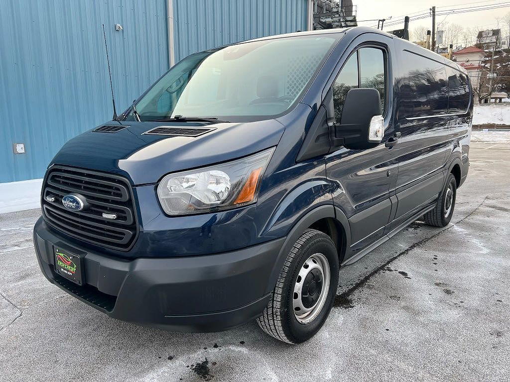 2017 FORD Transit