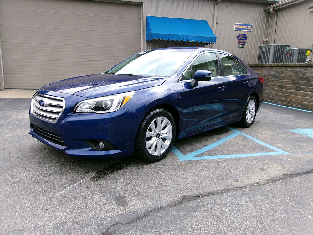 2017 SUBARU Legacy